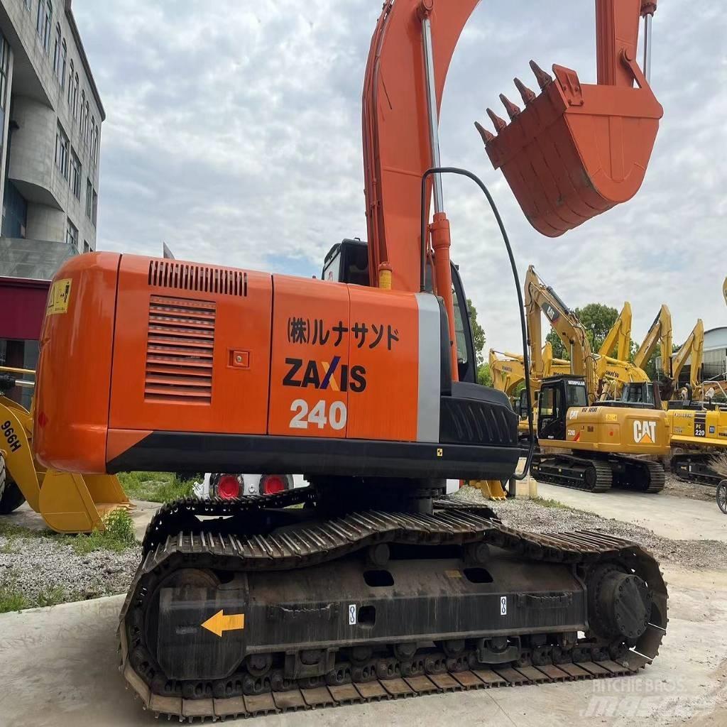 Hitachi ZX 240 Paletli ekskavatörler