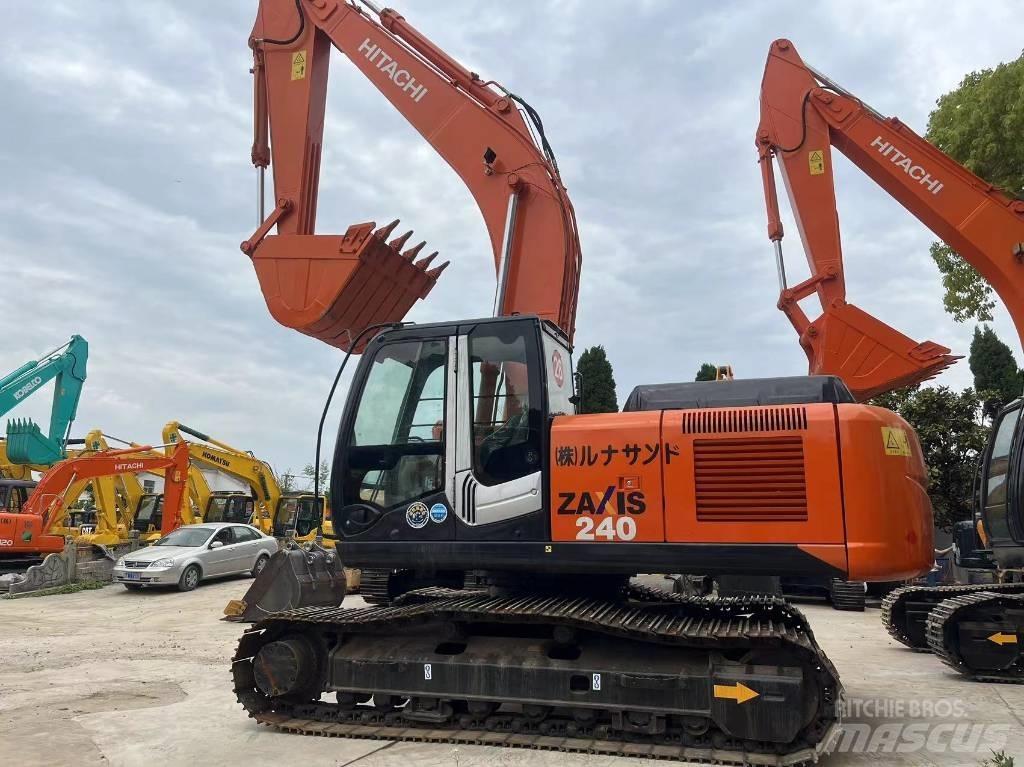 Hitachi ZX 240 Paletli ekskavatörler