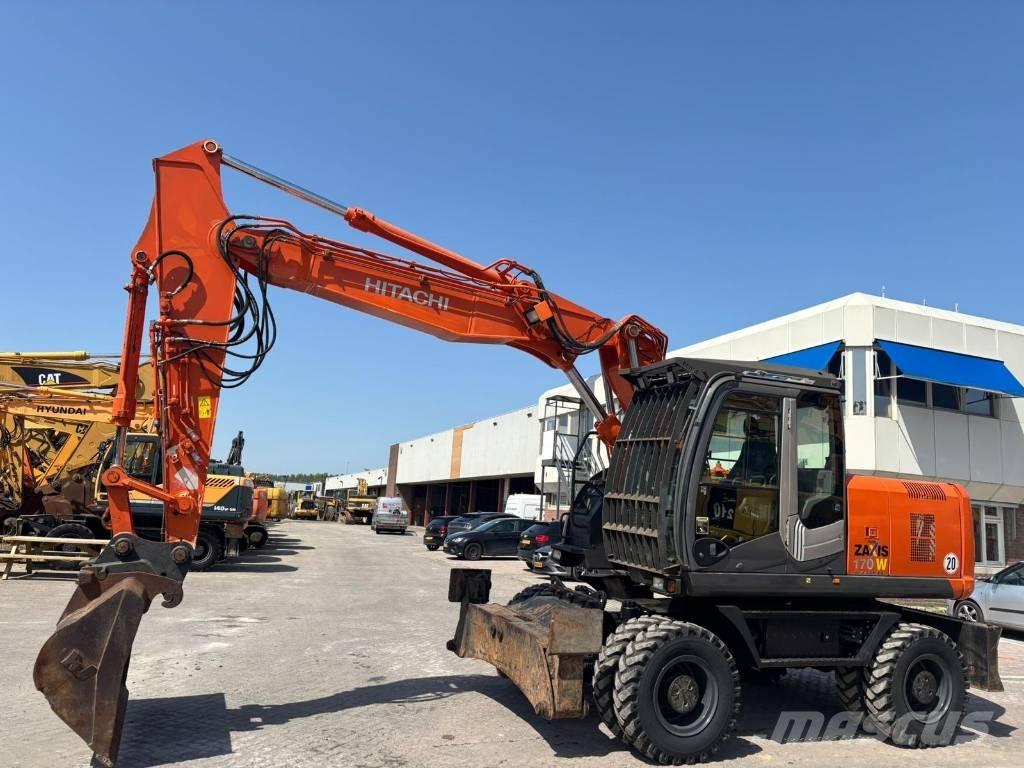 Hitachi ZX 170 W-3 Lastik tekerli ekskavatörler