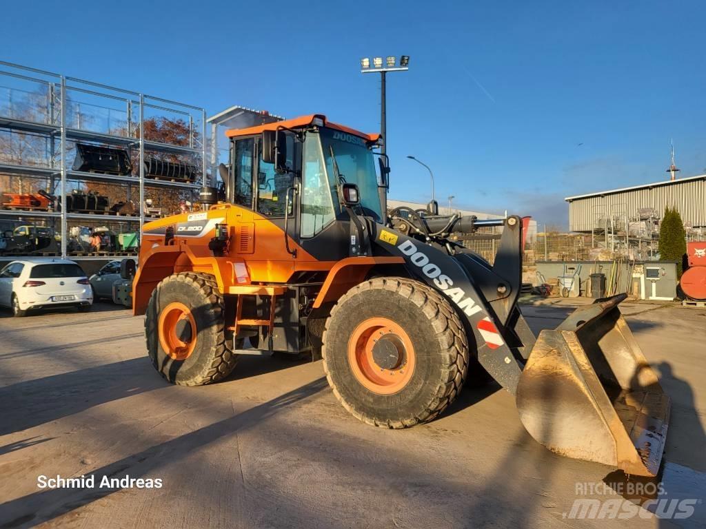 Doosan DL 200-5 Tekerlekli yükleyiciler