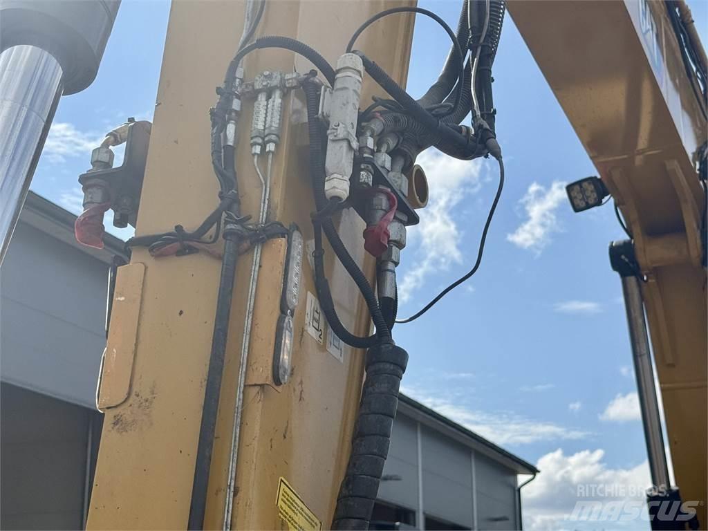 CAT 310 Midi ekskavatörler 7 - 12 t