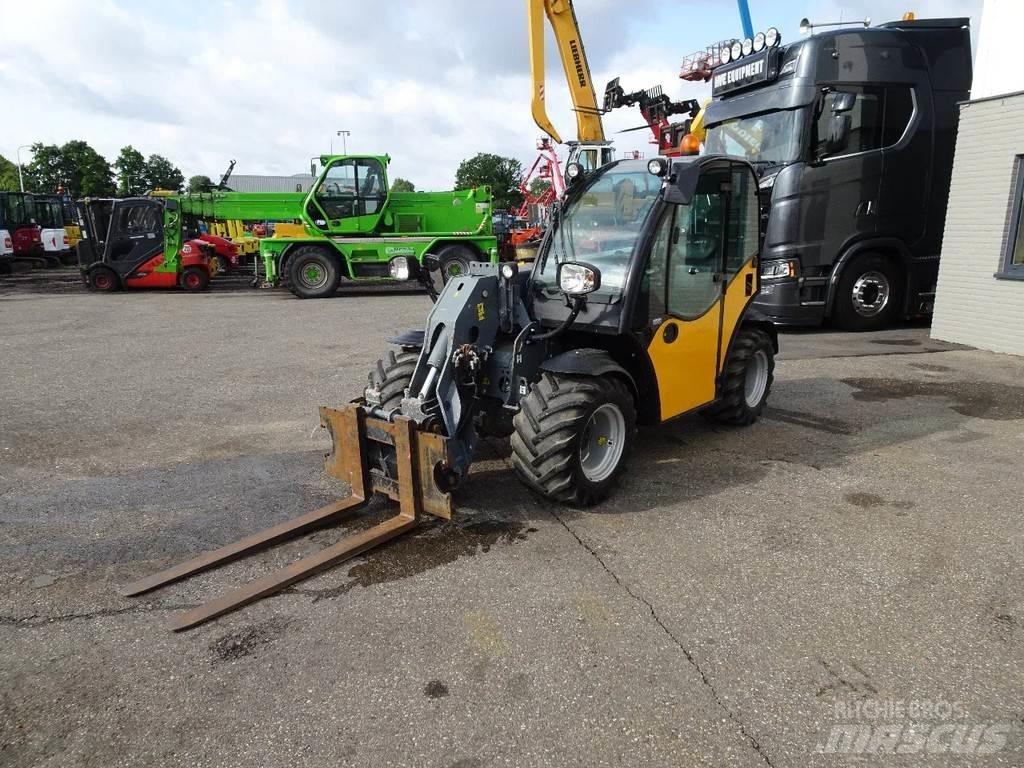 GiANT 4548 Tendo Teleskopik yükleyiciler