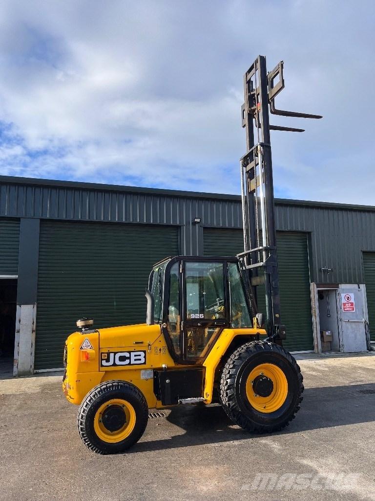 JCB 926 RTFL Arazi tipi forklift