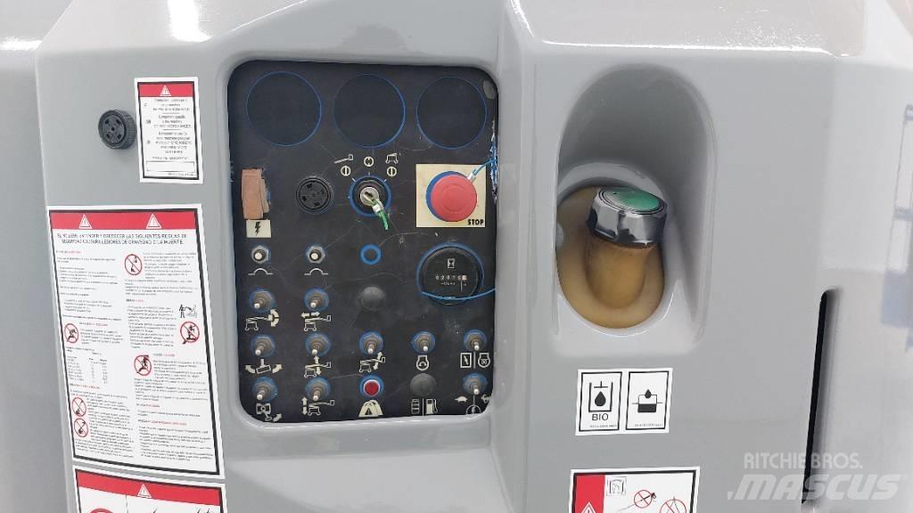 Genie Z 34/22 IC Körüklü personel platformları