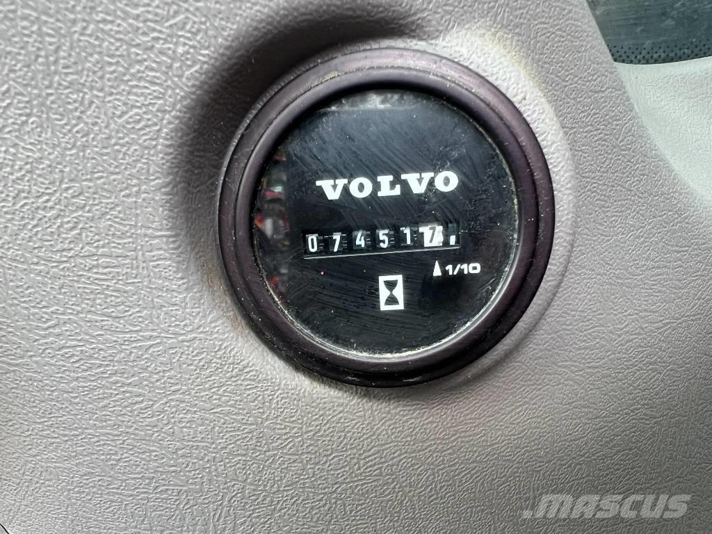Volvo EC 200 E Paletli ekskavatörler