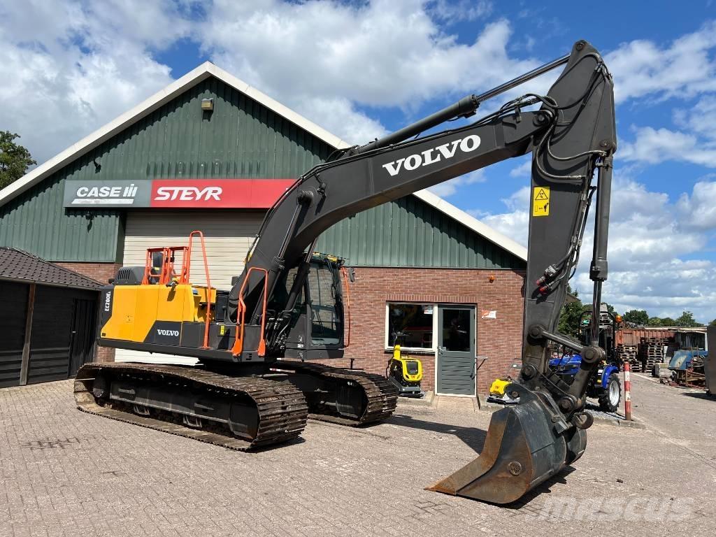 Volvo EC 200 E Paletli ekskavatörler