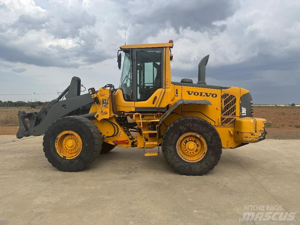 Volvo L90F Tekerlekli yükleyiciler