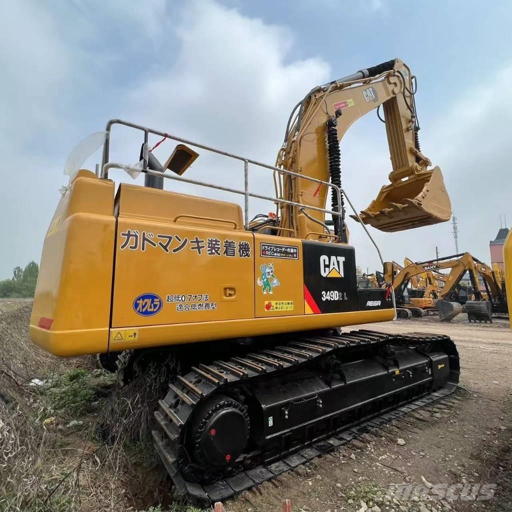 CAT 349 Paletli ekskavatörler