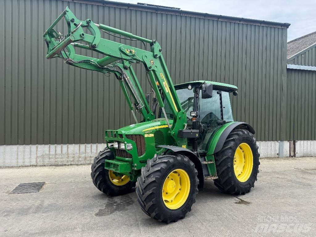 John Deere 5100 R Traktörler