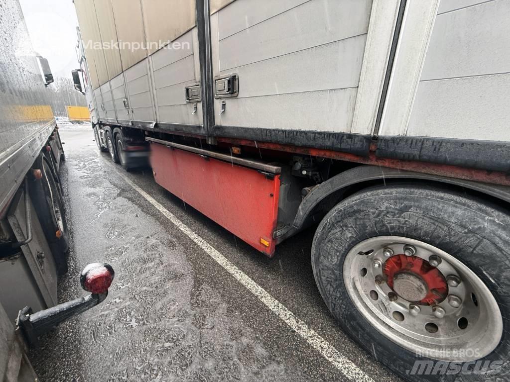 AMT K 502 Kapali kasa yari römorklar
