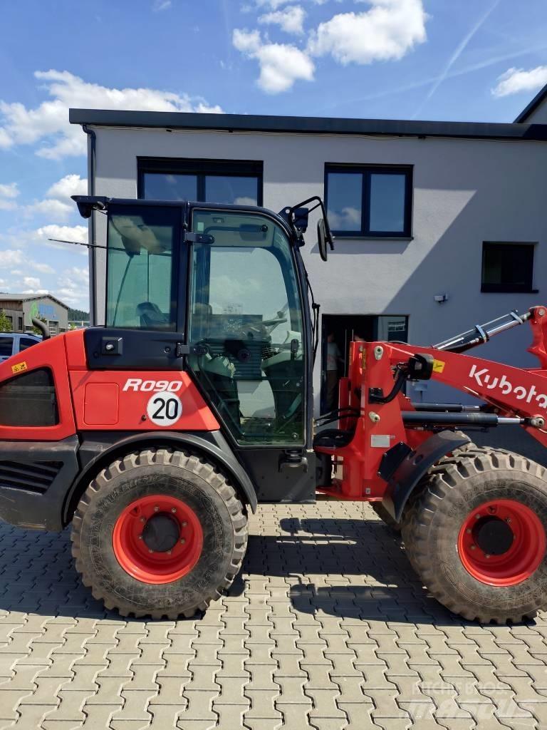 Kubota R 090 Tekerlekli yükleyiciler