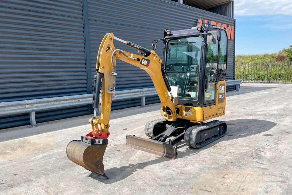CAT 301.6-05 A Paletli ekskavatörler