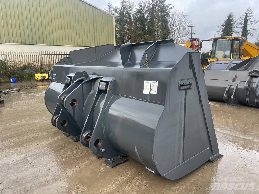Doosan DL550 bucket Kovalar