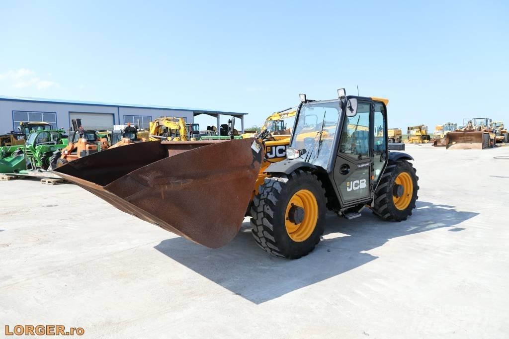 JCB 527-58 Agri Tarimsal teleskopik yükleyiciler