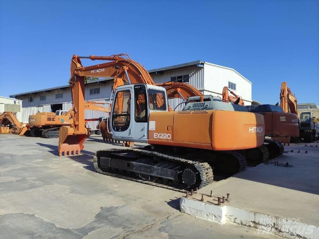 Hitachi EX 220-5 Paletli ekskavatörler