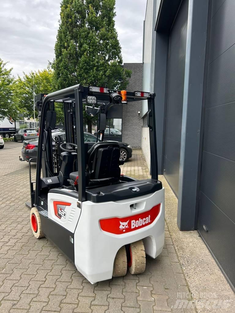 Bobcat B 20 T-7 Plus Elektrikli forkliftler