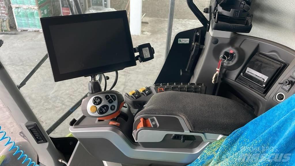CLAAS LEXION 7700 TT Biçerdöverler