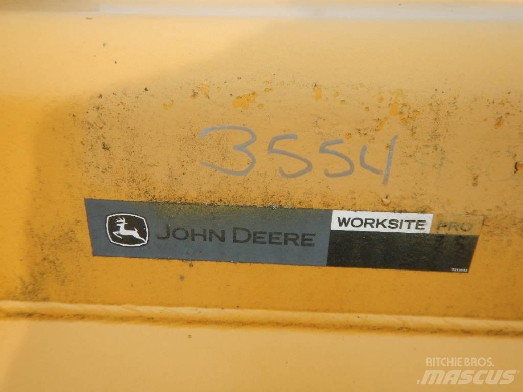 John Deere AT340424 Kovalar