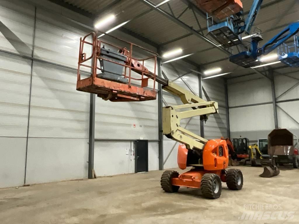 JLG 450 AJ Körüklü personel platformları
