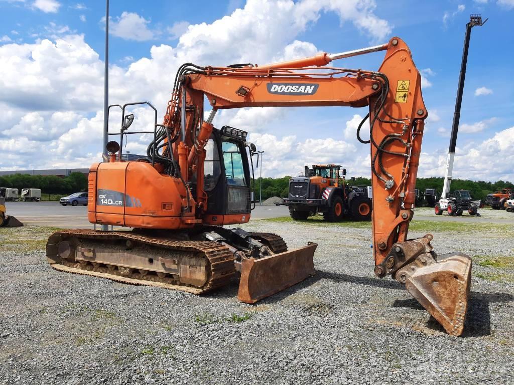 Doosan DX 140 LCR-3 Paletli ekskavatörler