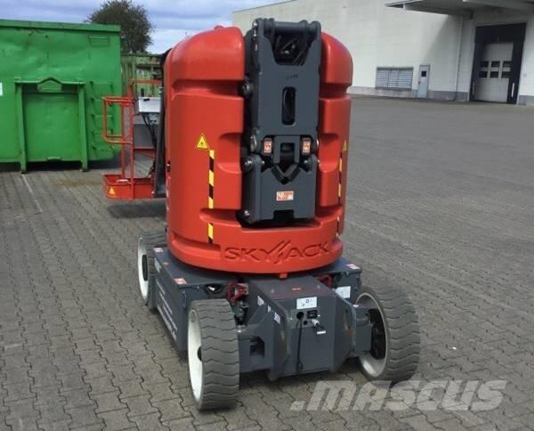 SkyJack SJ 30 ARJE Körüklü personel platformları