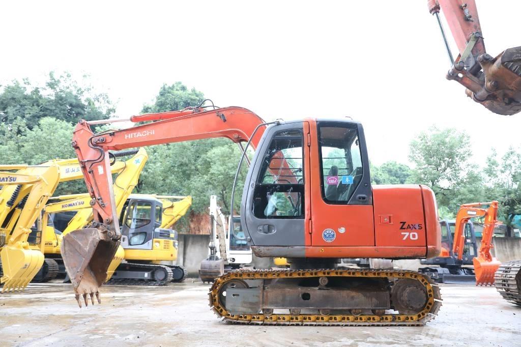 Hitachi ZX 70 Paletli ekskavatörler