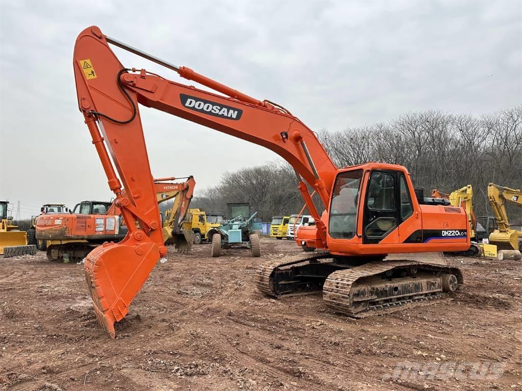 Doosan DH 220 Paletli ekskavatörler