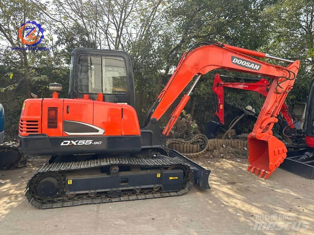 Doosan 55 Mini ekskavatörler, 7 tona dek