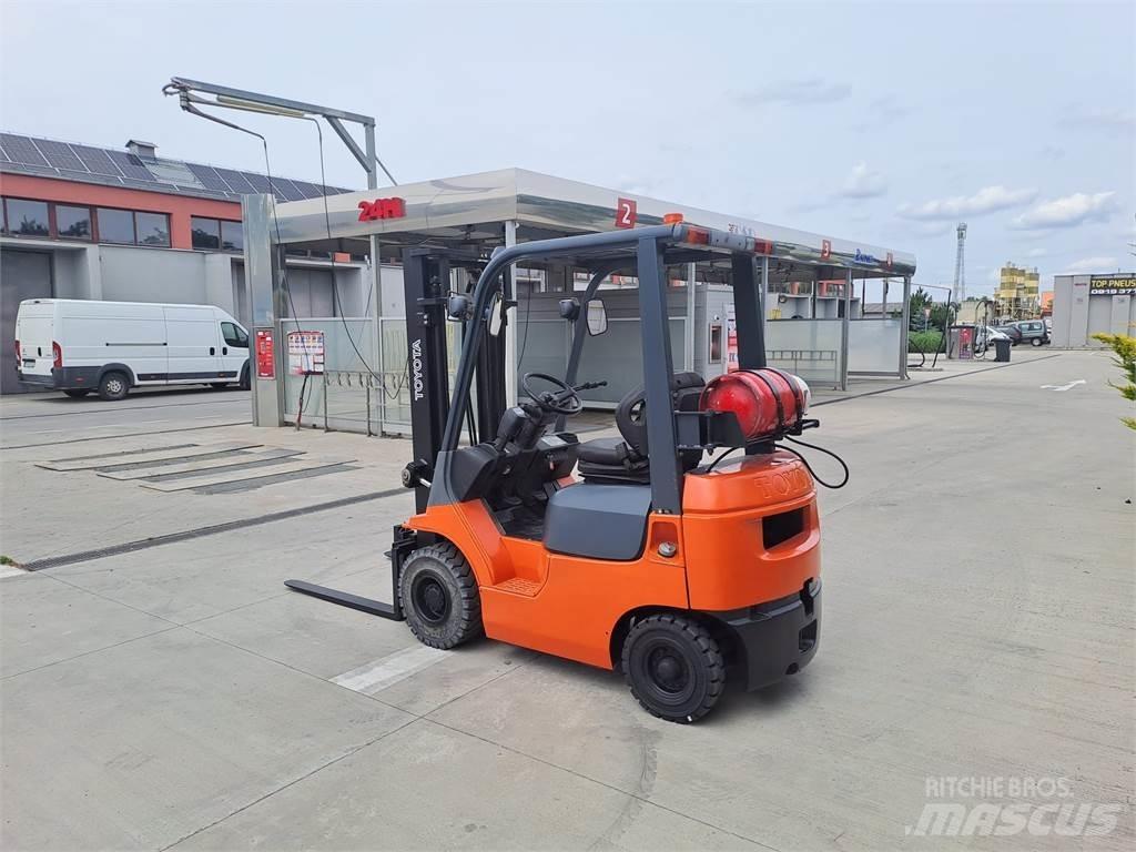 Toyota 7FGF15 LPG'li forkliftler