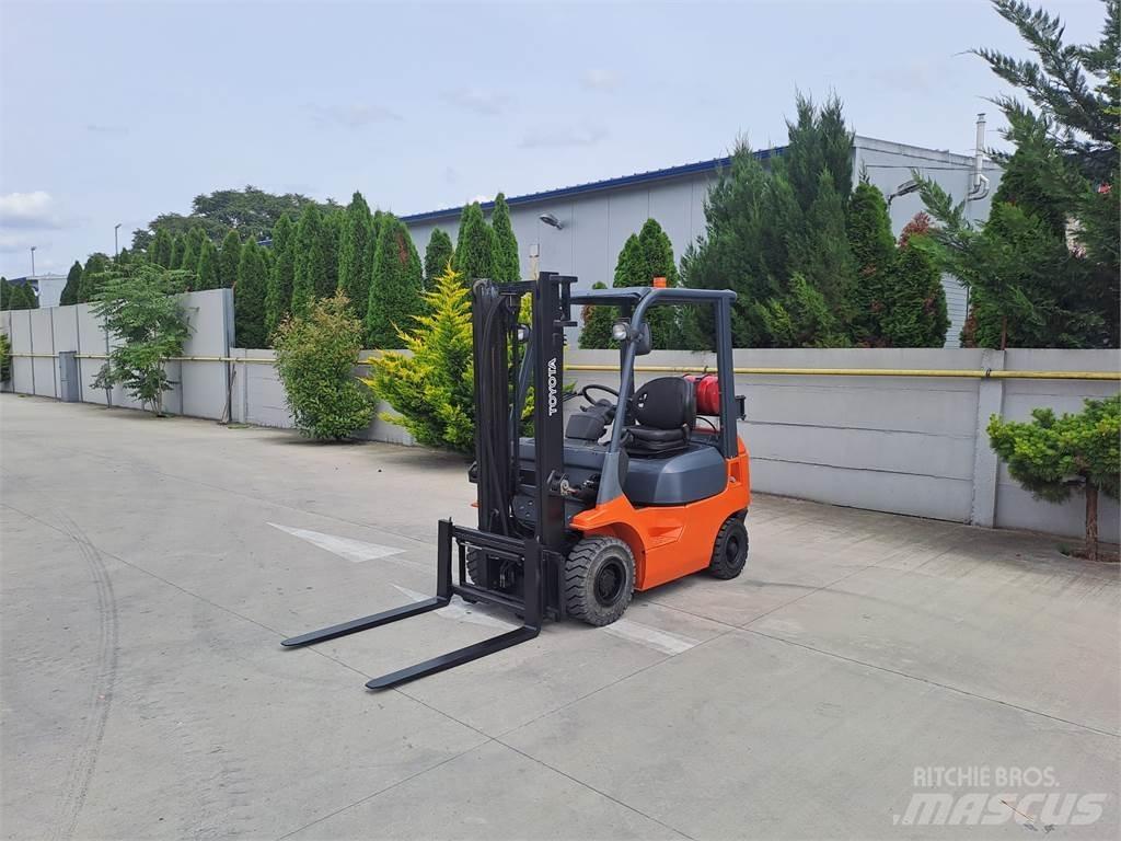 Toyota 7FGF15 LPG'li forkliftler