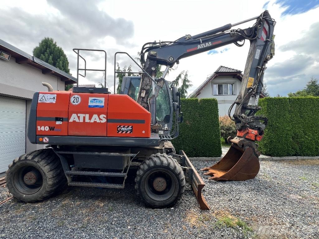 Atlas 140 W Lastik tekerli ekskavatörler