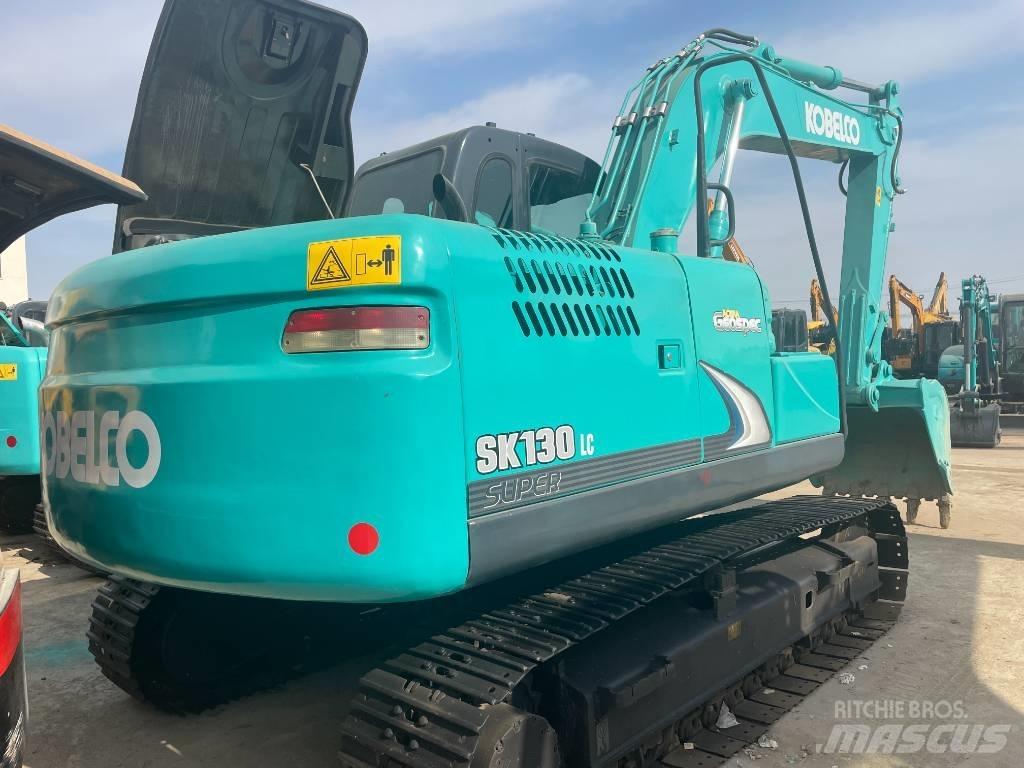 Kobelco 130 Midi ekskavatörler 7 - 12 t