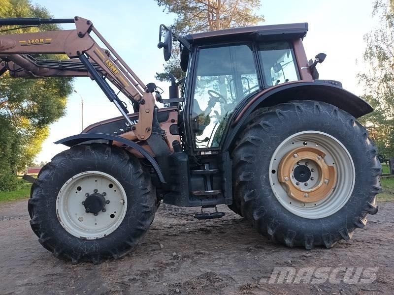 Valtra N 141 Traktörler