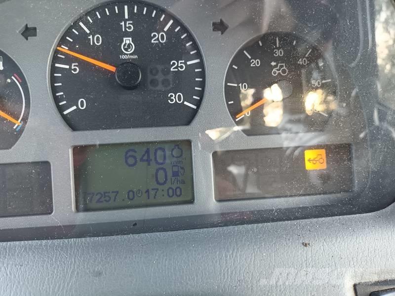 Valtra N 141 Traktörler