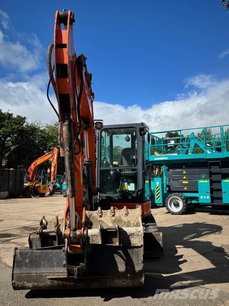 Hitachi ZX 55 U-5 Mini ekskavatörler, 7 tona dek