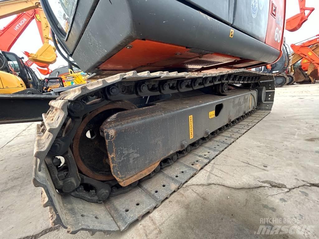 Hitachi ZX 60 Paletli ekskavatörler