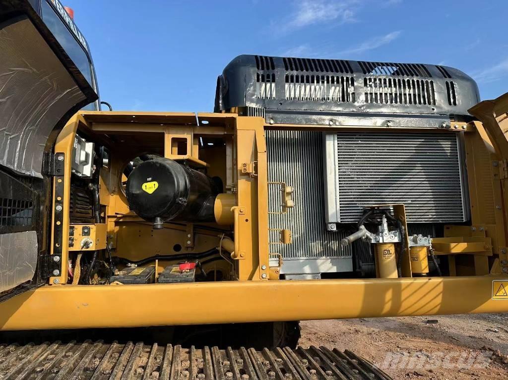 CAT 330 D L Paletli ekskavatörler