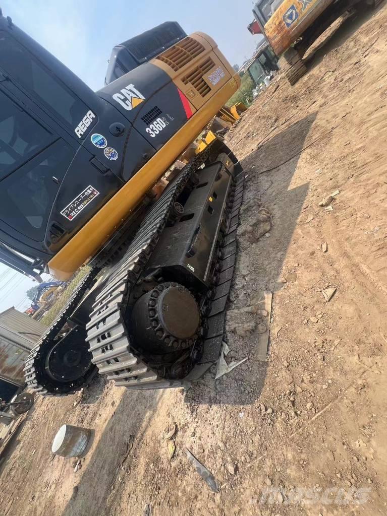 CAT 336 D L Paletli ekskavatörler