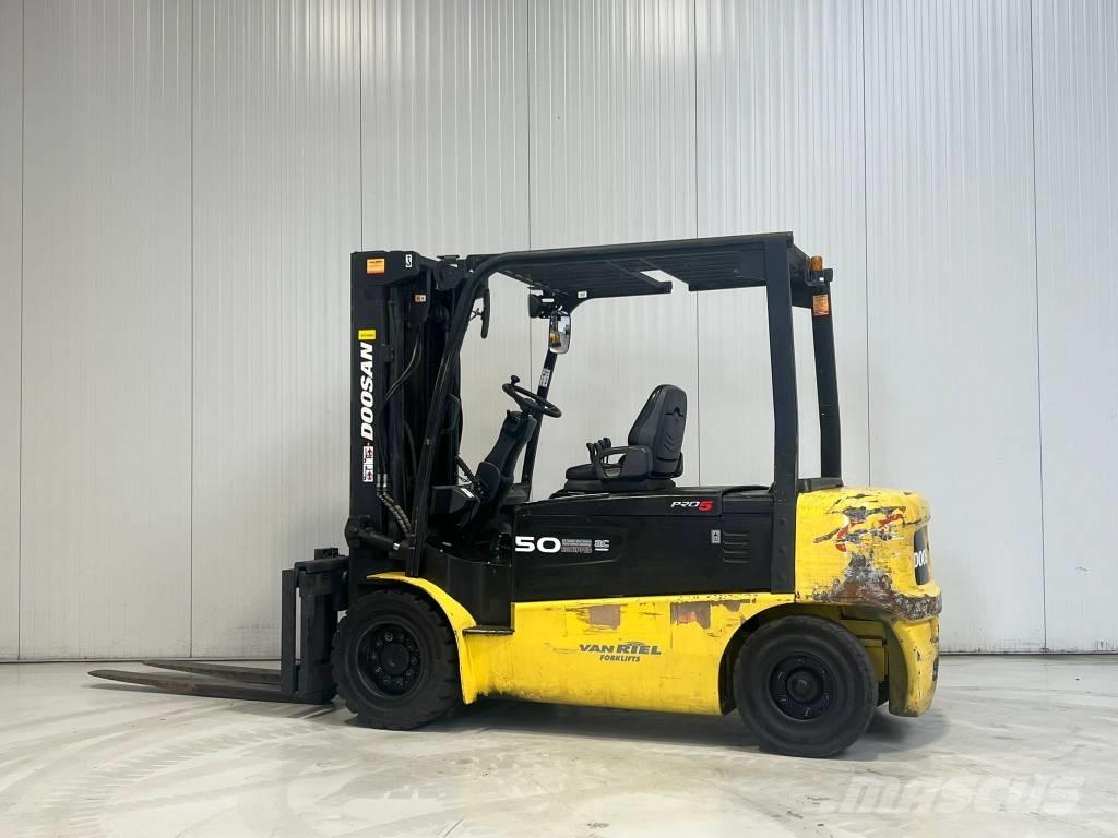 Doosan B50X-5 Elektrikli forkliftler
