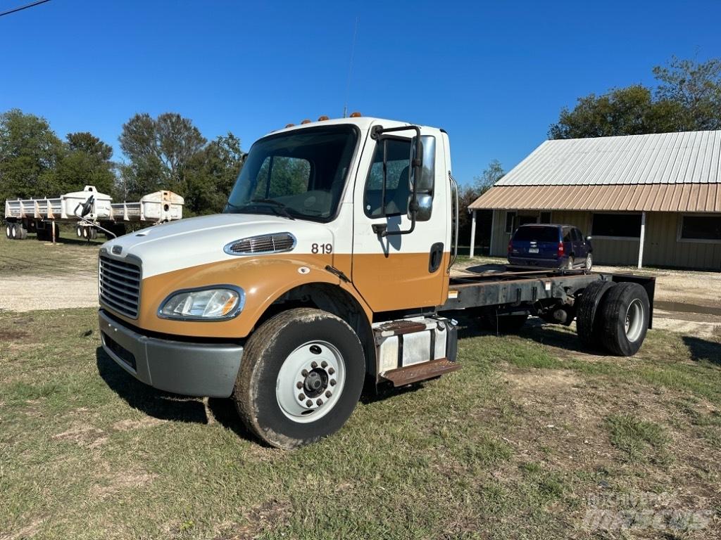 Freightliner M 106 Çekiciler