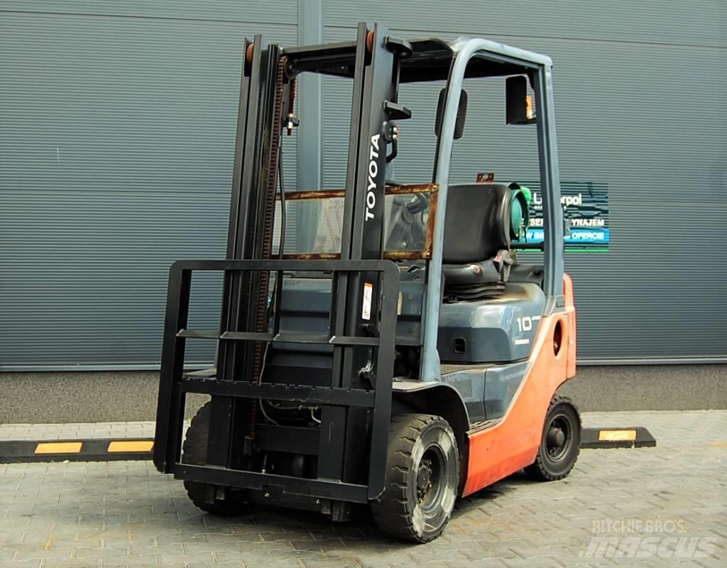 Toyota 8FGL10 LPG'li forkliftler