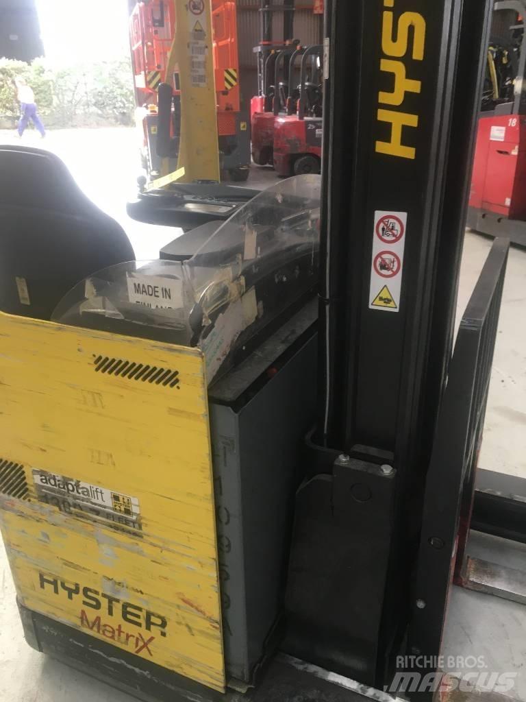 Hyster R1.6 Reach truck - depo içi istif araçları