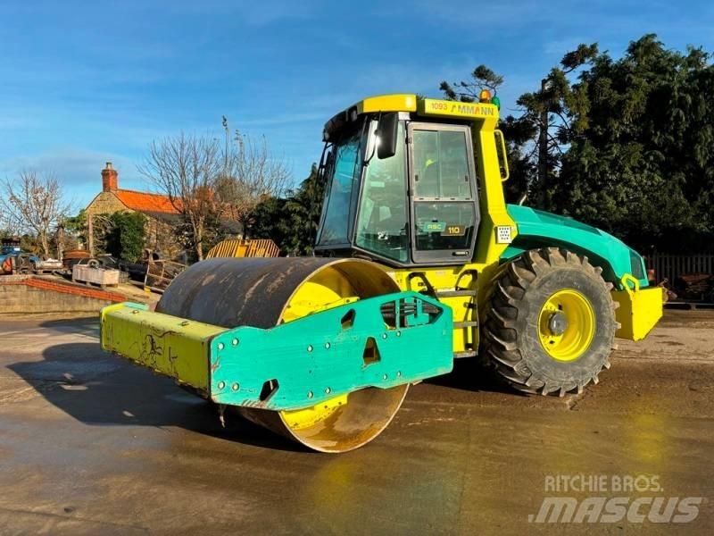 Ammann ASC 110 Tek tamburlu silindirler