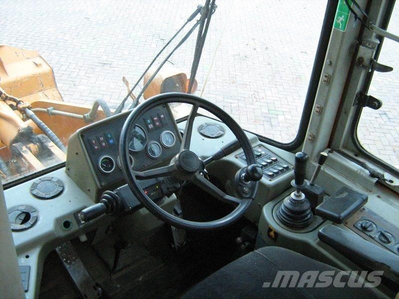Hyundai HL740-3 Tekerlekli yükleyiciler