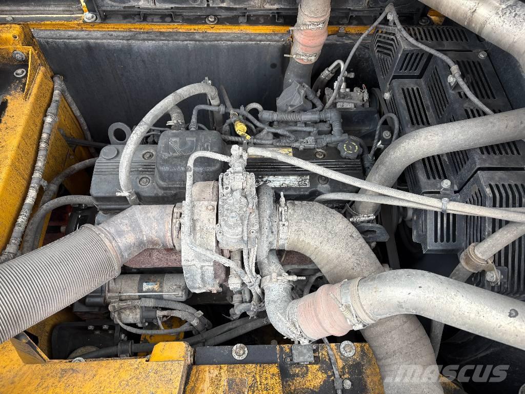 LiuGong CLG933E Paletli ekskavatörler