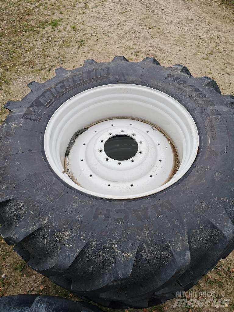  710/70R42 Michelin Tekerlekler