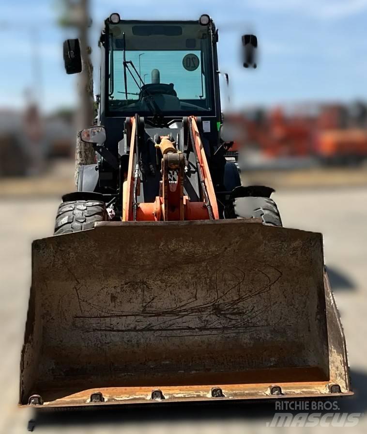 Komatsu WA 80-6 Tekerlekli yükleyiciler