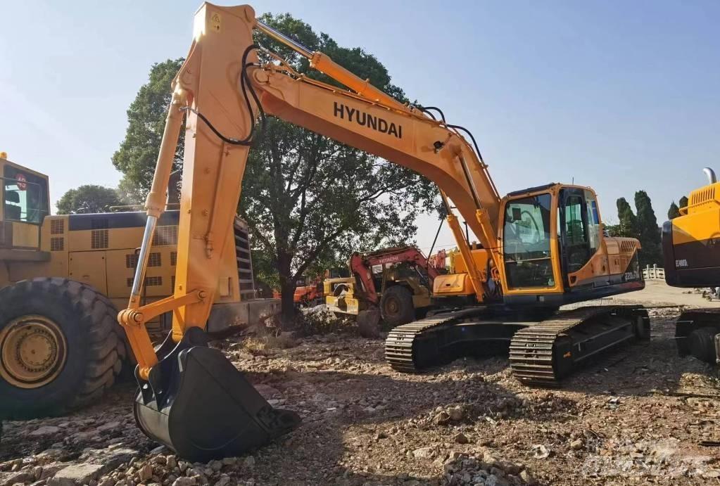 Hyundai R220LC-9S Paletli ekskavatörler