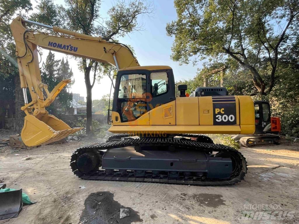 Komatsu PC 300 Paletli ekskavatörler