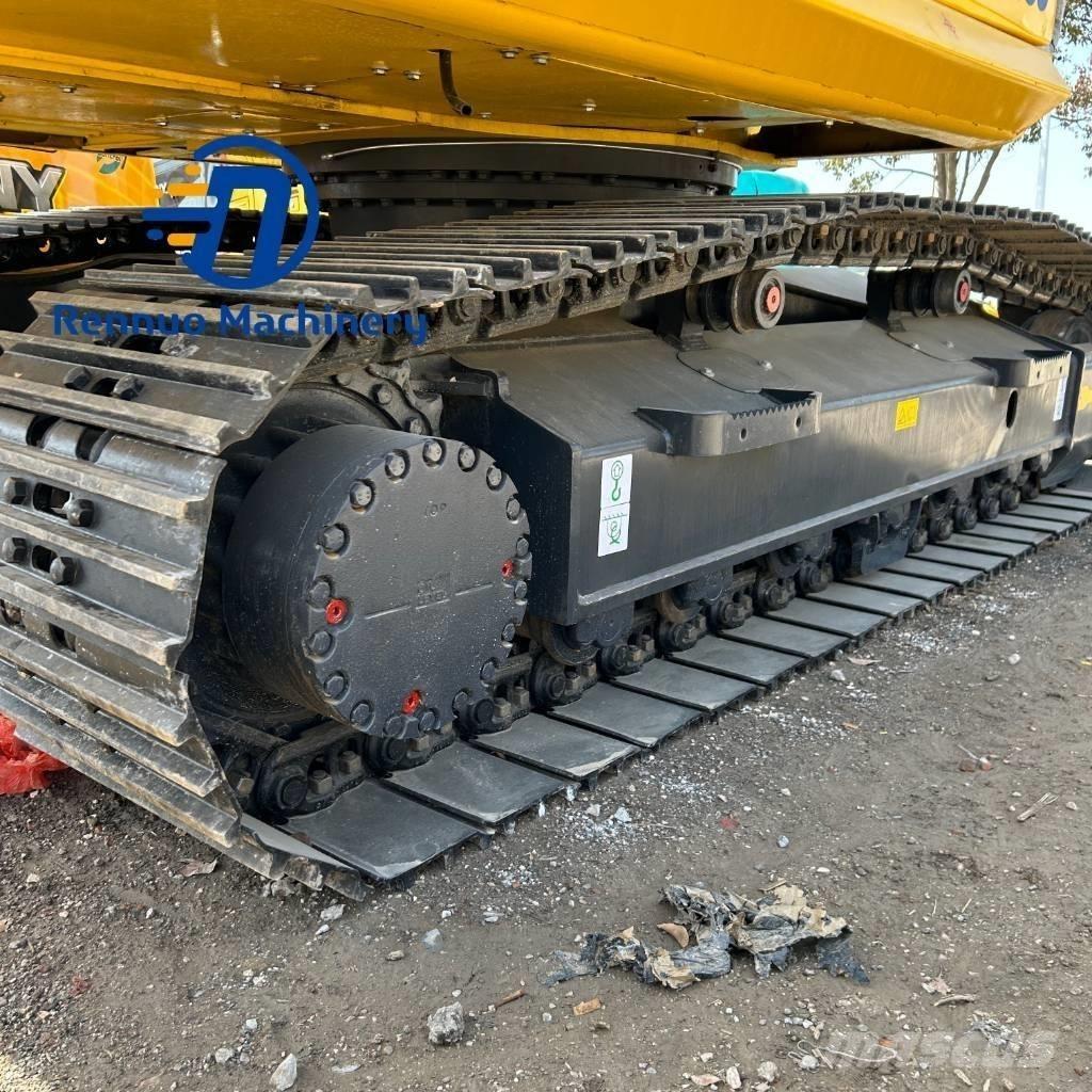 Komatsu PC200-8 Paletli ekskavatörler